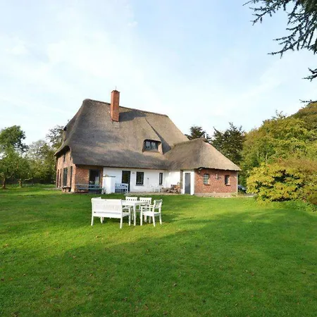 Reet-cottage Nahe Der Ostsee *