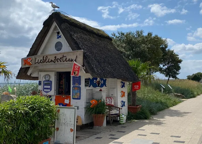 Semesterbostad Reet-cottage Nahe Der Ostsee Susel