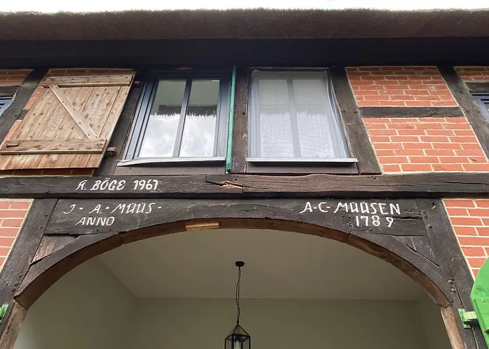 Semesterbostad Reet-cottage Nahe Der Ostsee Susel