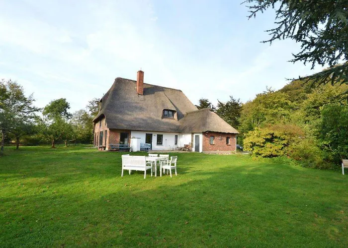 Reet-cottage Nahe Der Ostsee *